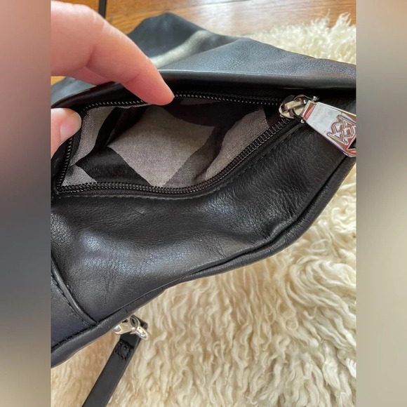 BNWOT Anthropologie Christopher Kon soft leather large clutch with straps - Picture 11 of 11